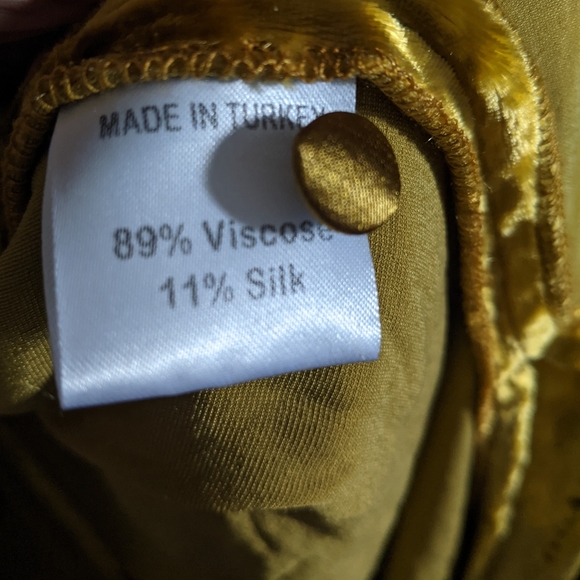 Shegul Gold Dress - Picture 6 of 6